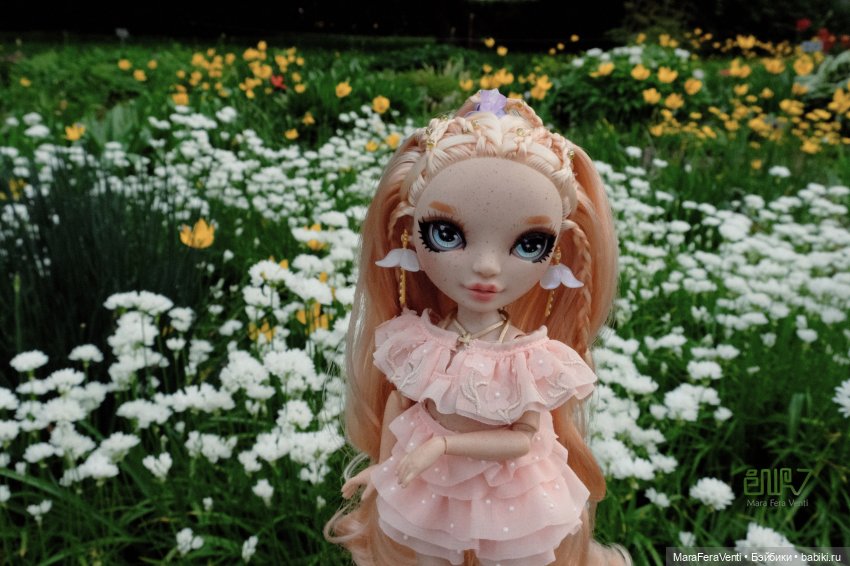 Магнолия и Квезаль гуляют в саду (фото 9)