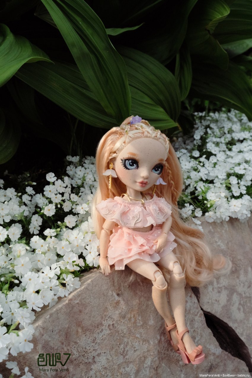 Магнолия и Квезаль гуляют в саду (фото 10)