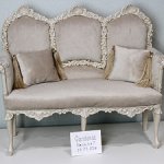 Диван с двумя подушками для кукол bjd 1/3