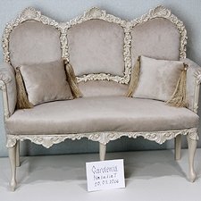 Диван с двумя подушками для кукол bjd 1/3