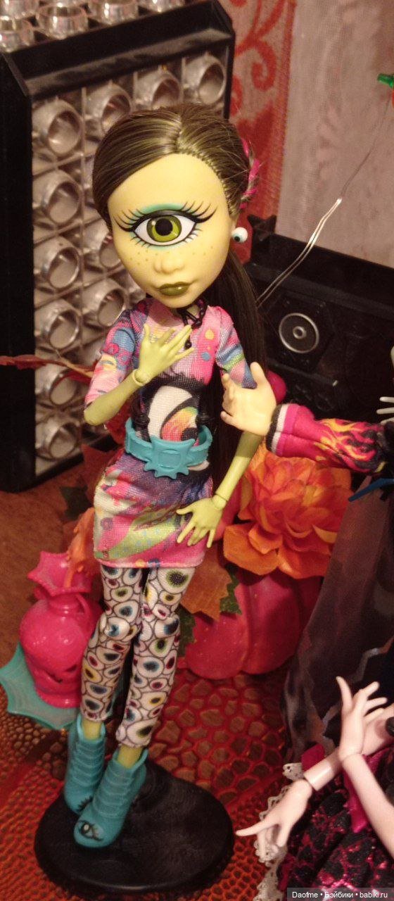 Сон в Хэллоуинскую ночь — Куклы Monster High и Ever After High: G1 (фото 3)