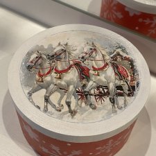 Новогодняя шкатулка « Тройка»