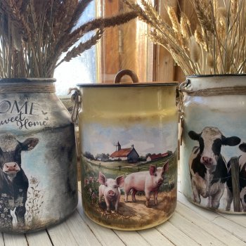 Для ценителей винтажа и предметов коллекционирования.