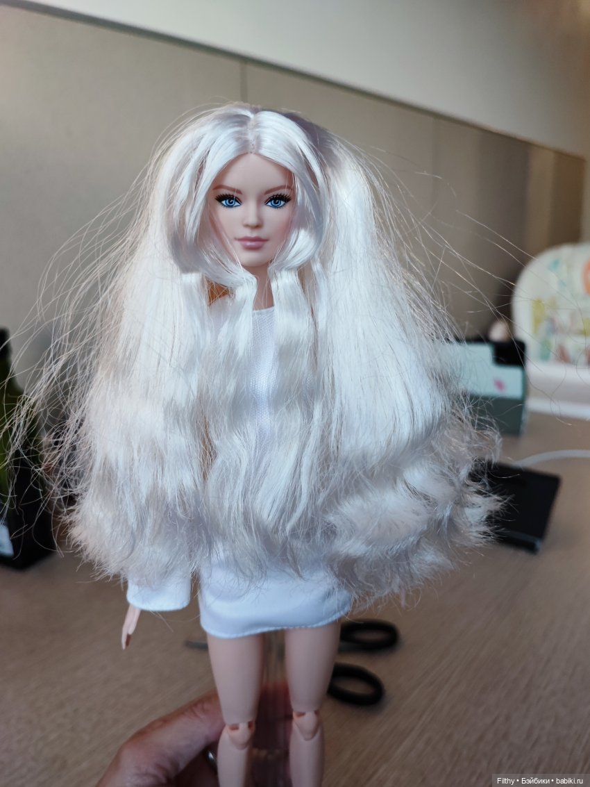 Приехала моя самая неоднозначная новенькая, Виктория Лукс (фото 3)