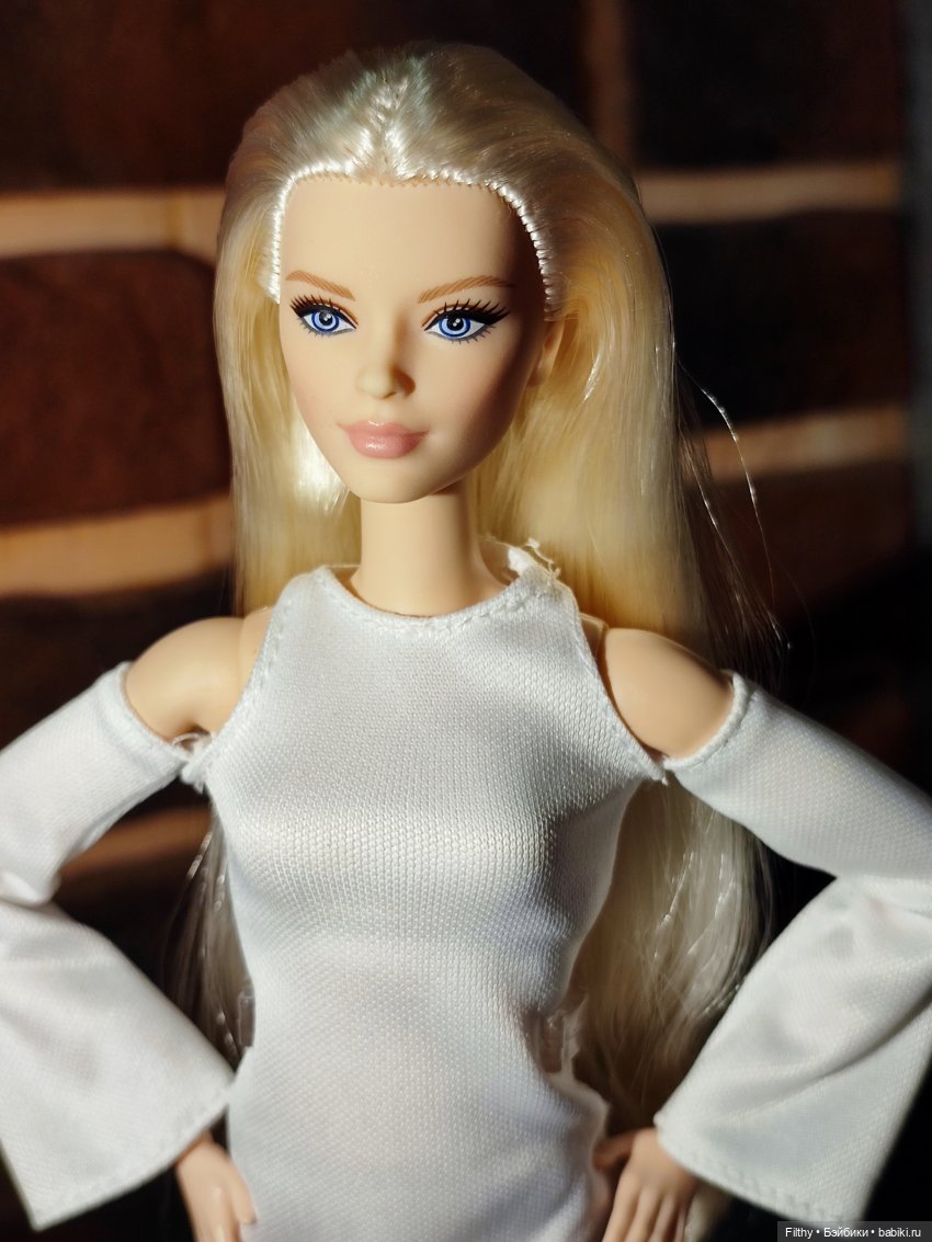 Приехала моя самая неоднозначная новенькая, Виктория Лукс (фото 6)