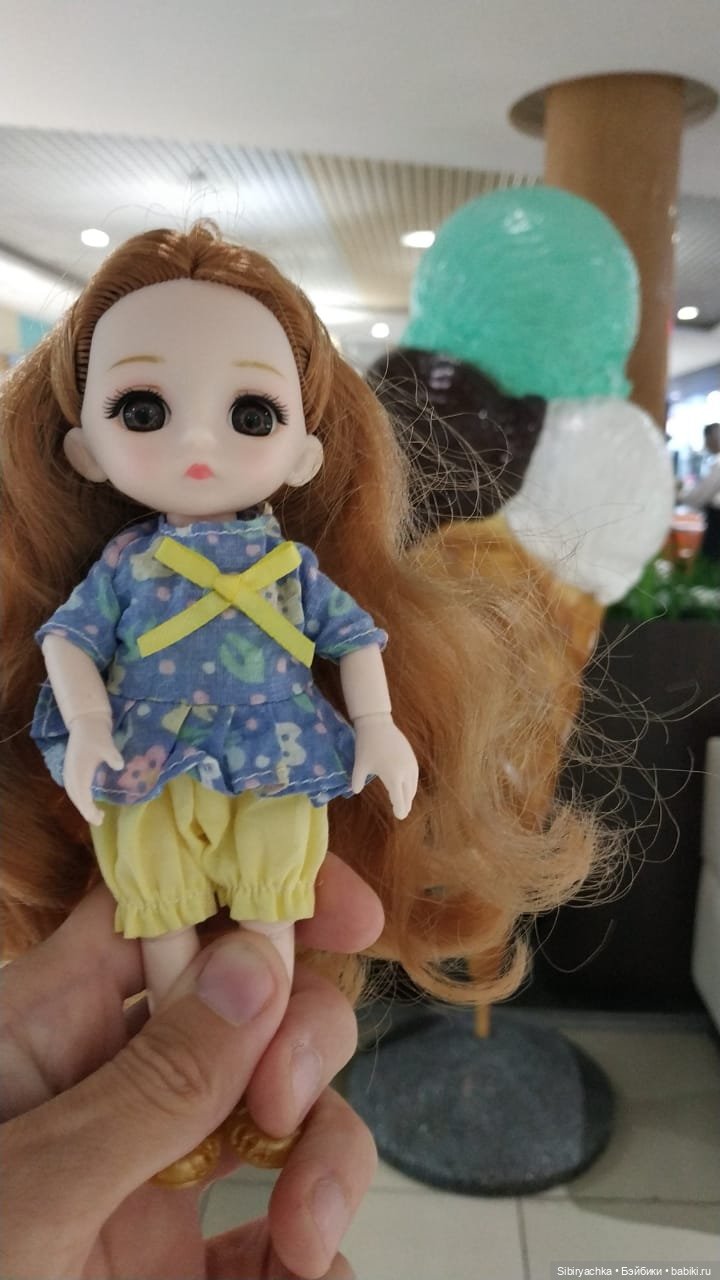 Первый поход Глаши в торгово-развлекательный комплекс (фото 2)