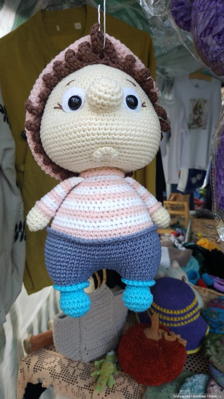 Глаша и Луша гуляют в сельском парке "Околица"