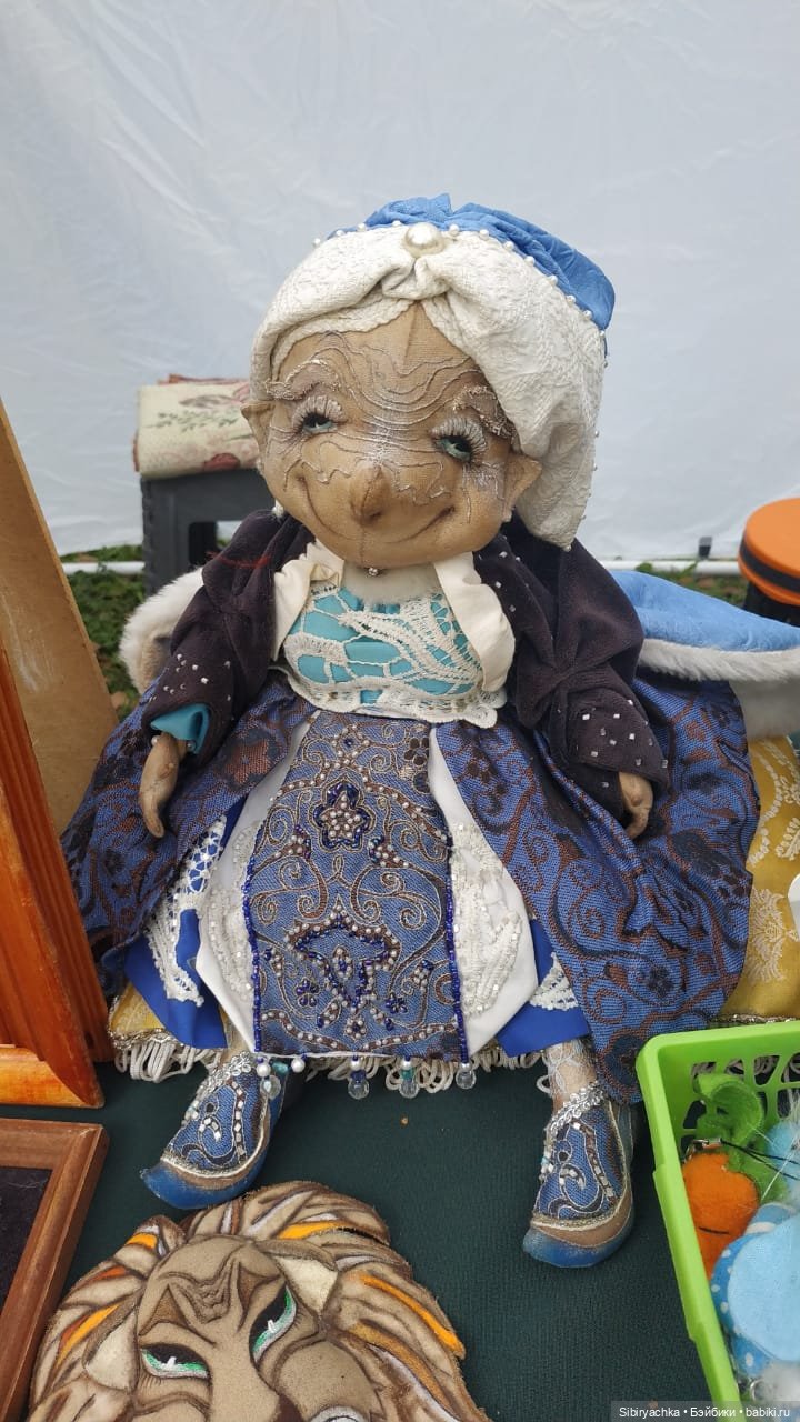 Сельский парк "Околица". Глаша и Луша делятся своими впечатлениями