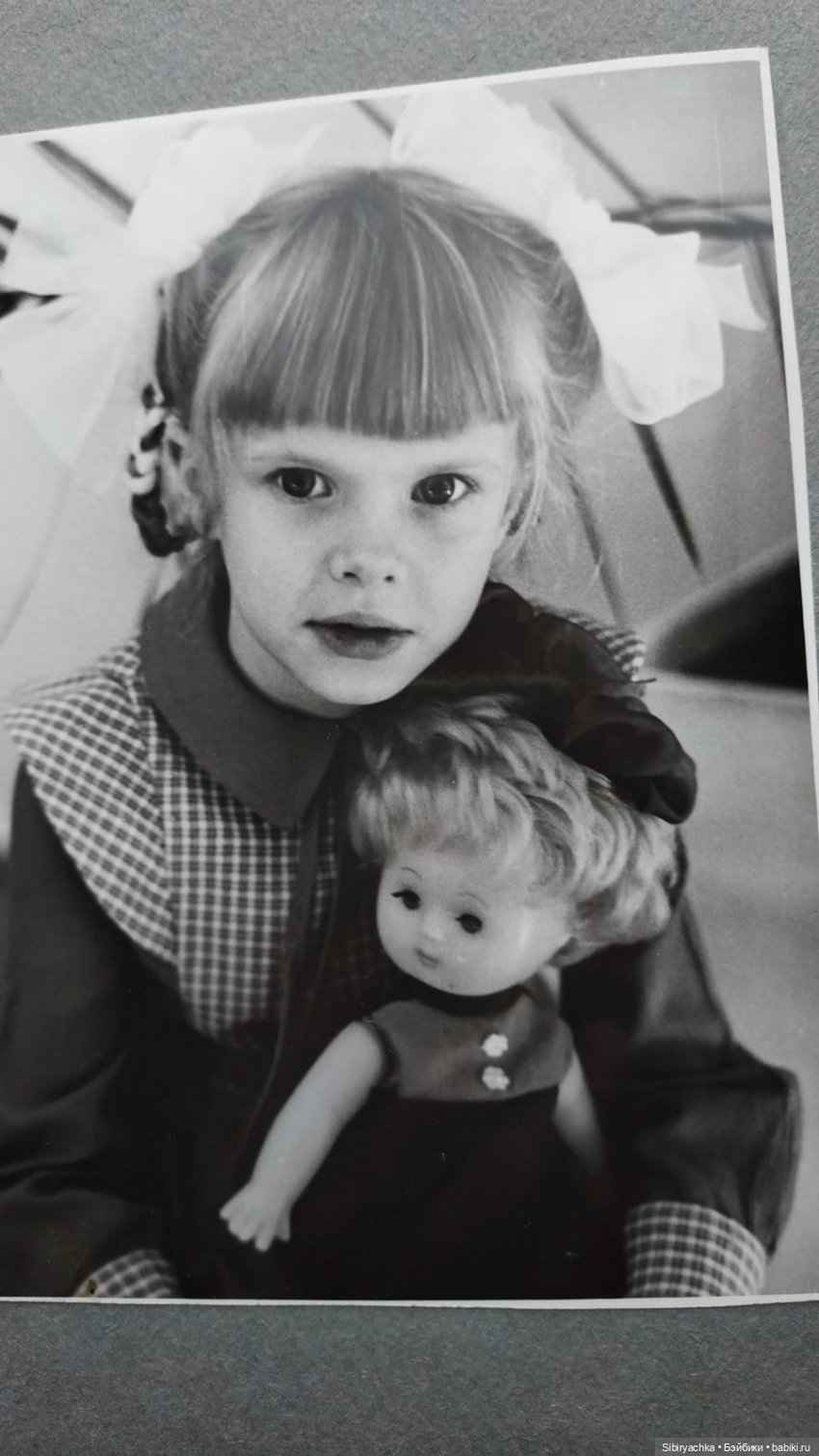 Белокурая малышка Катенька из Ворошиловграда