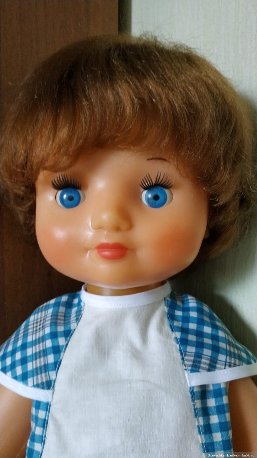 Голубоглазая девочка Настенька из Москвы