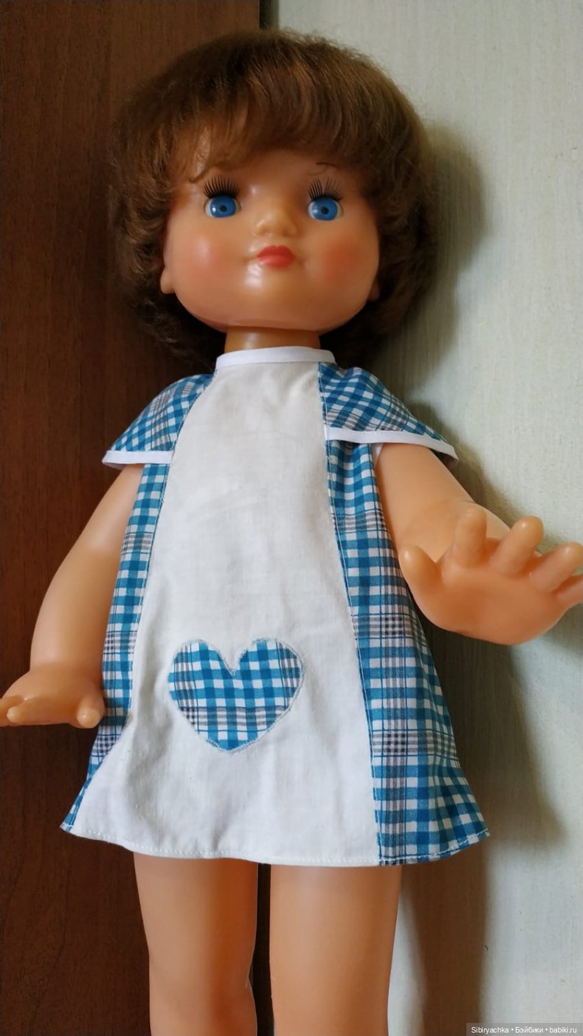 Голубоглазая девочка Настенька из Москвы