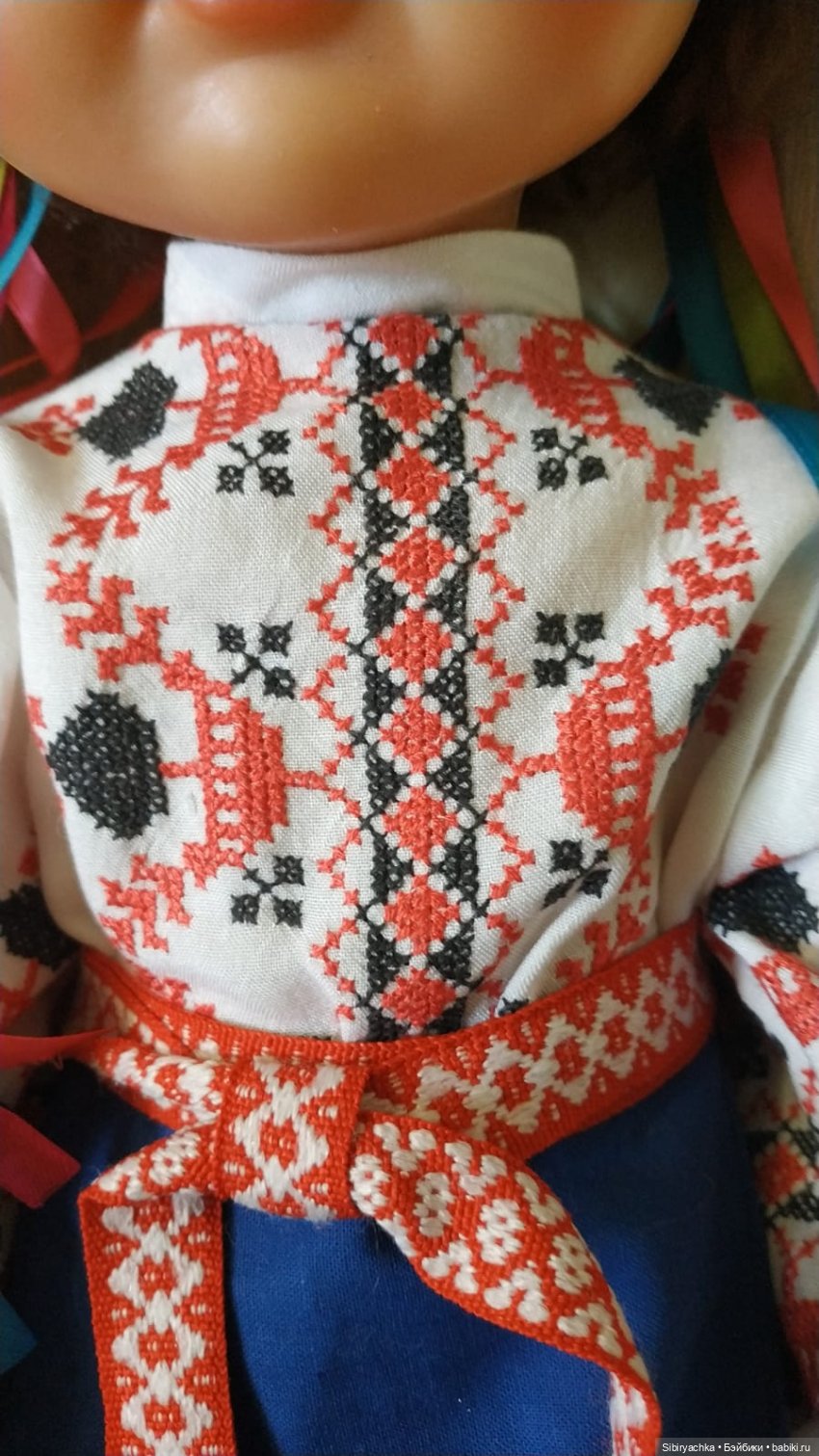 Лида в народном украинском костюме (фото 6)