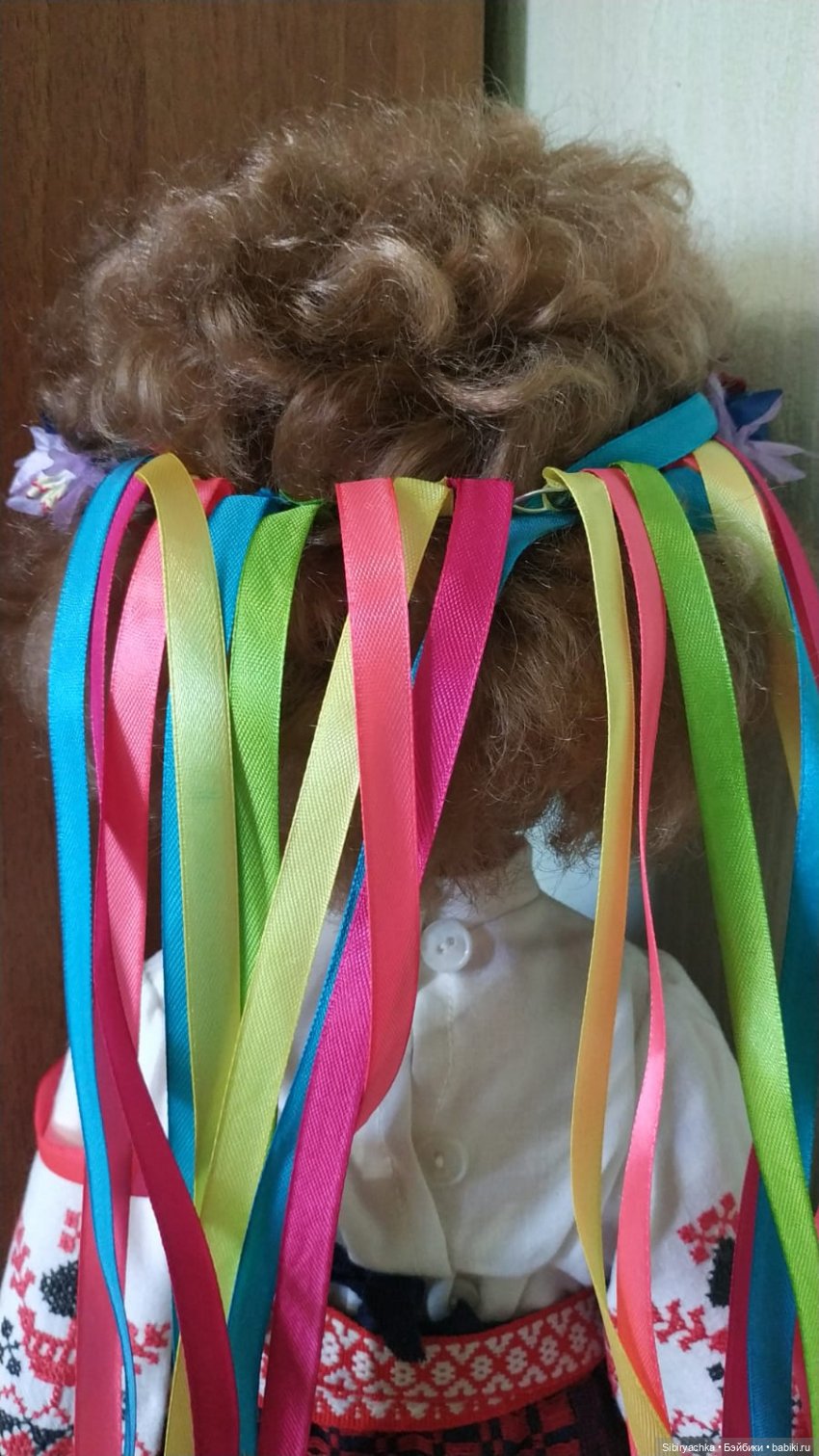 Лида в народном украинском костюме