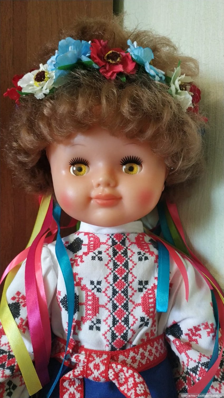 Лида в народном украинском костюме (фото 5)