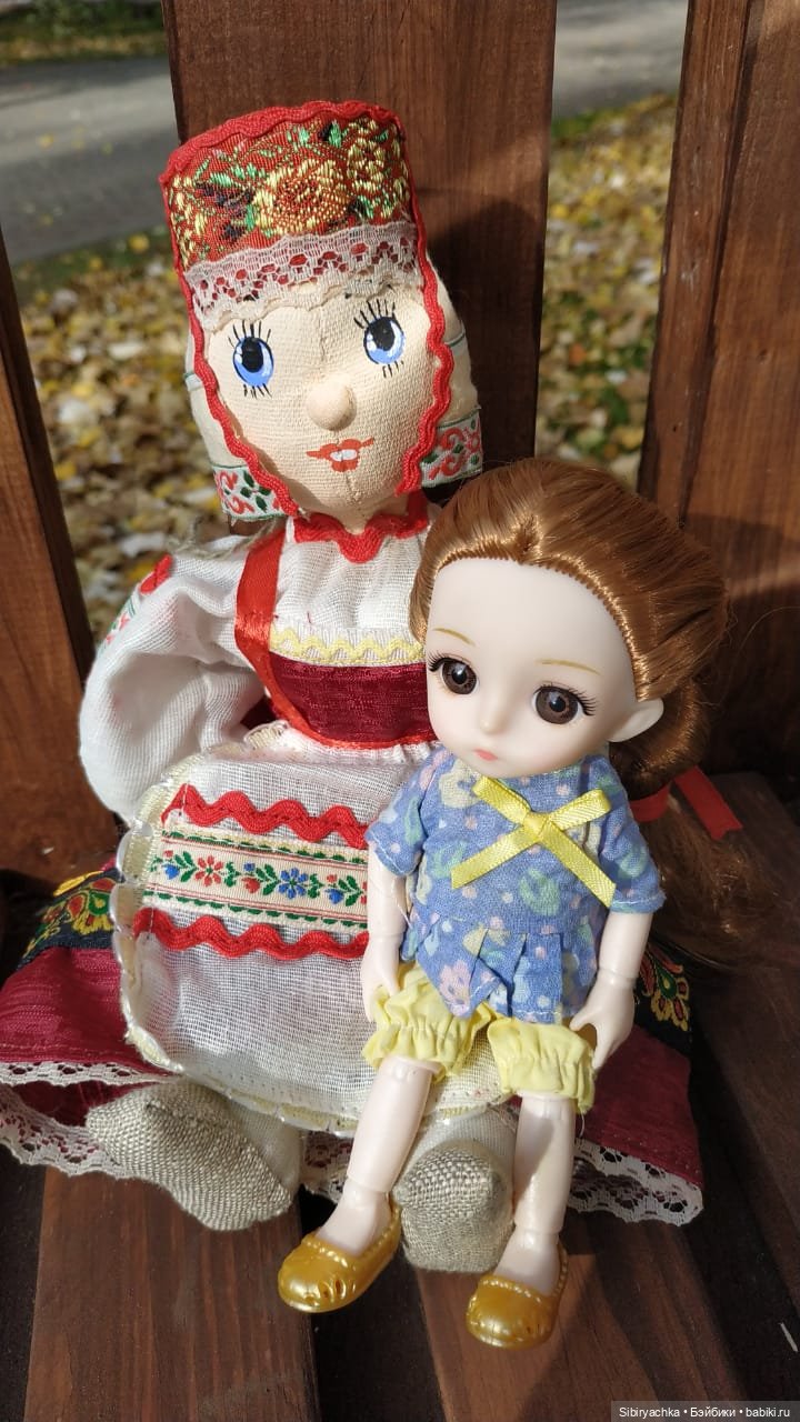 Глаша и Луша встретились с Иваном и Марьей