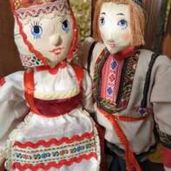 Глаша и Луша встретились с Иваном и Марьей