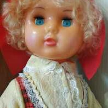 Марина - Красная шапочка.