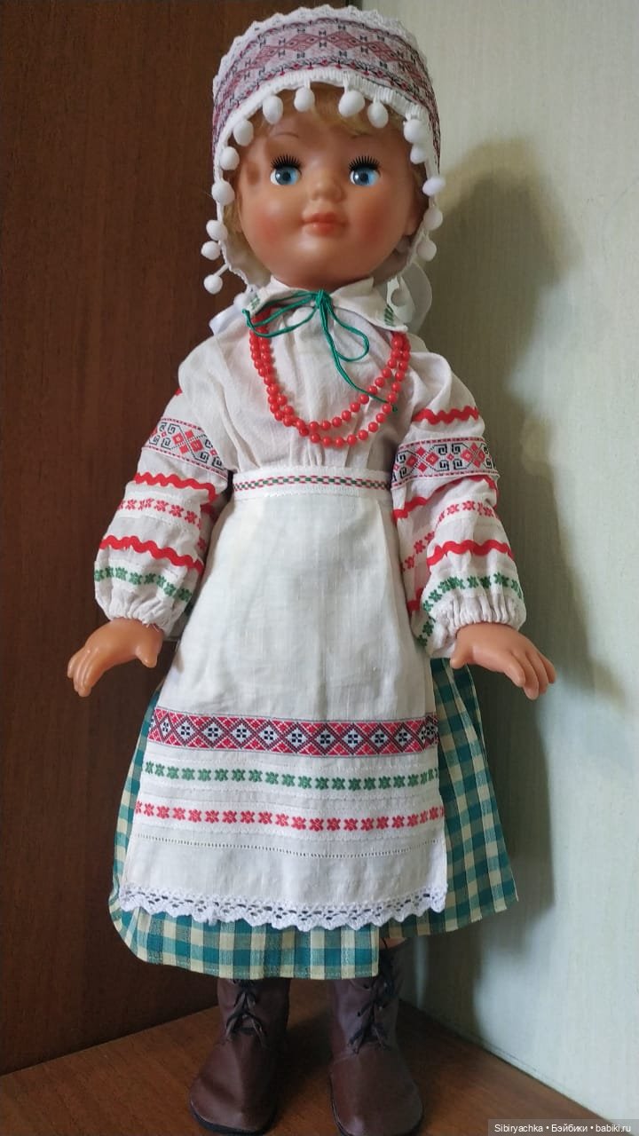 Женечка из Днепропетровска в белорусском народном костюме