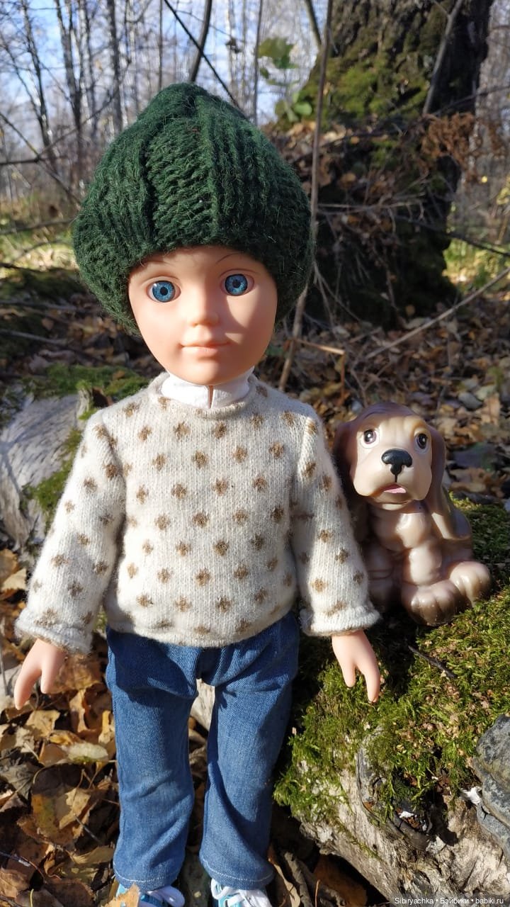 Александр гуляет в лесу — Российские куклы Весна (фото 7)