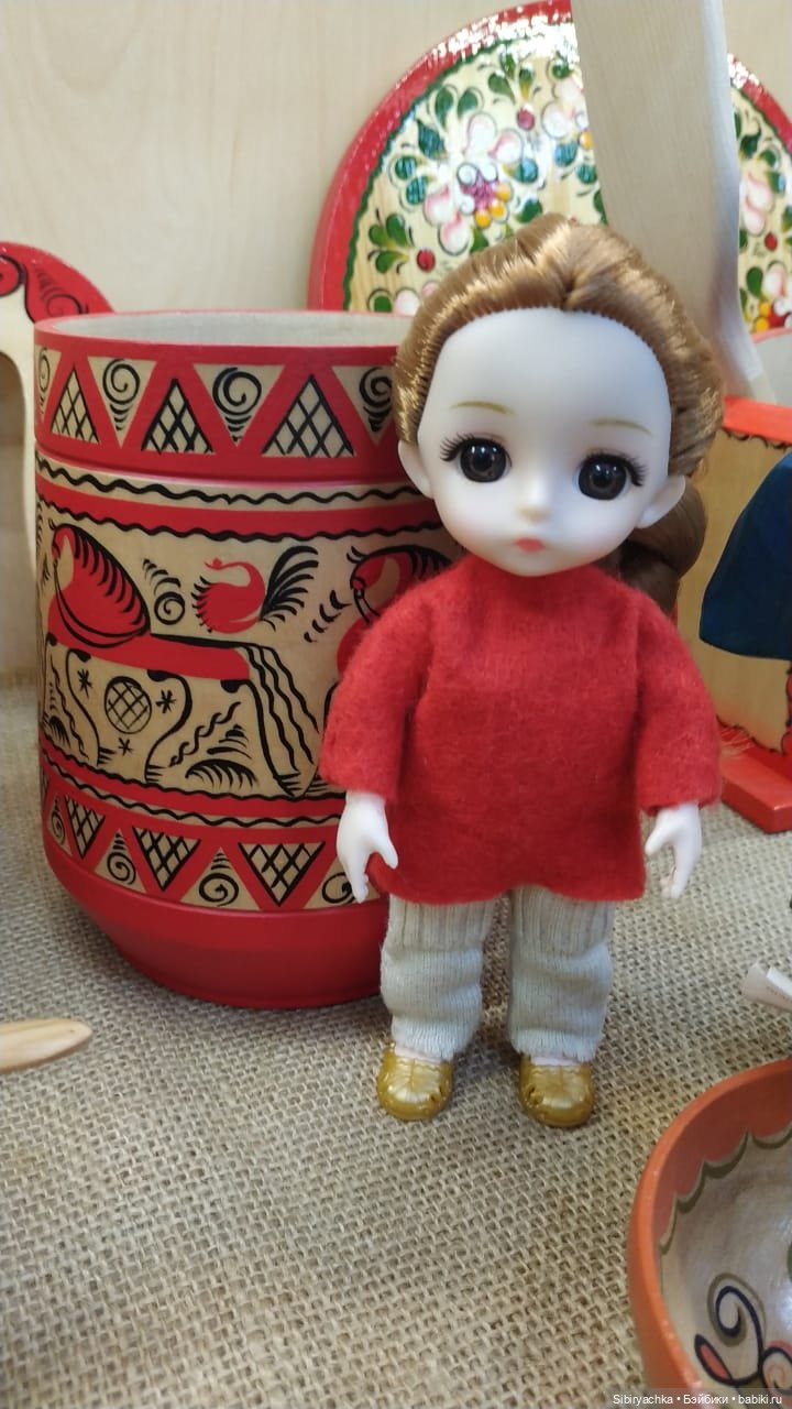 Глаша в сувенирной лавке — Игровые куклы разных производителей (Разное): редкие бренды