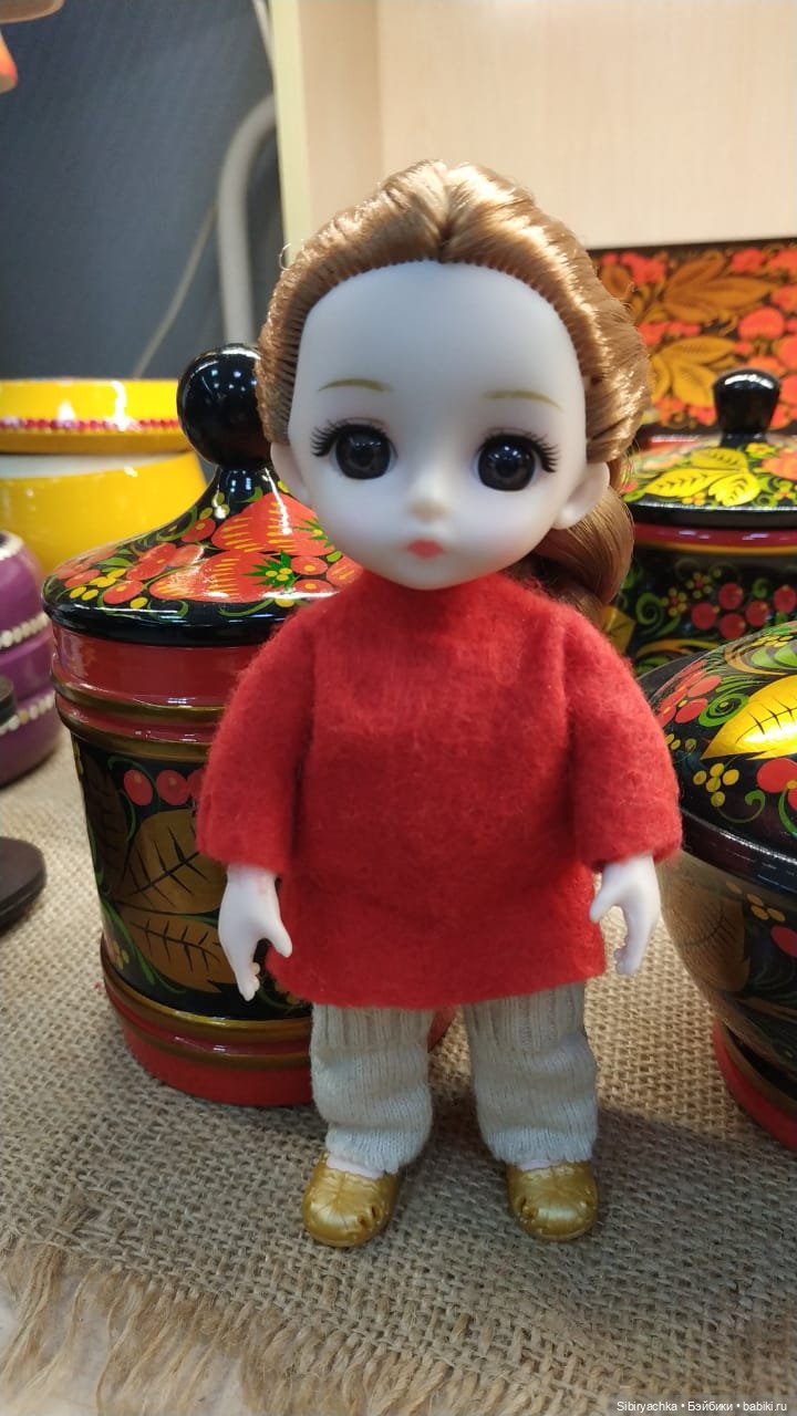 Глаша в сувенирной лавке — Игровые куклы разных производителей (Разное): редкие бренды