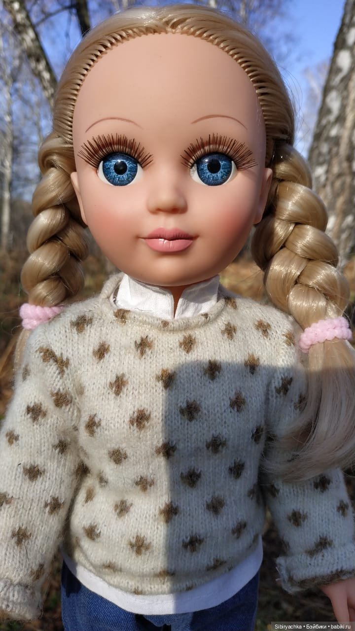 Настя в осеннем лесу — Российские куклы Весна
