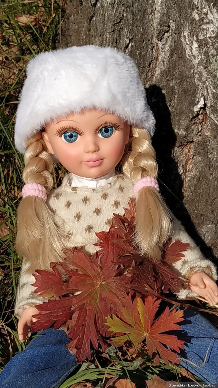 Настя в осеннем лесу — Российские куклы Весна