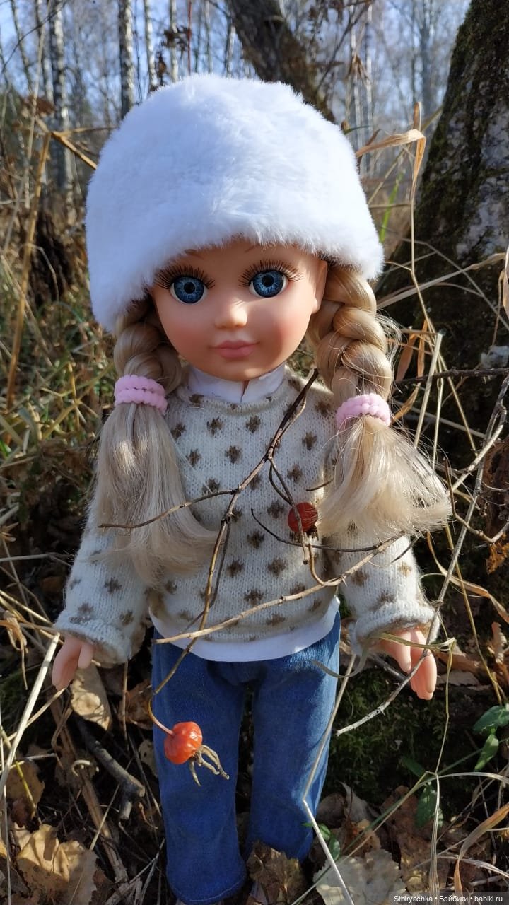 Настя в осеннем лесу — Российские куклы Весна