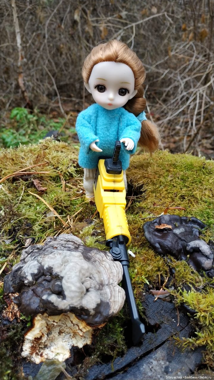 Прогулка дяди Лёни, его друзей и Глаши в лесу