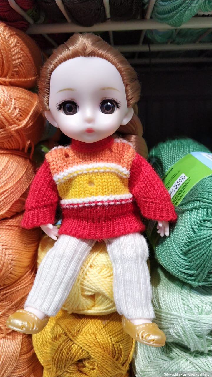 Глаша в магазине рукоделия Леонардо