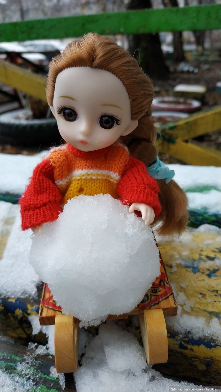 Леонид и Глаша радуются первому снегу (фото 9)