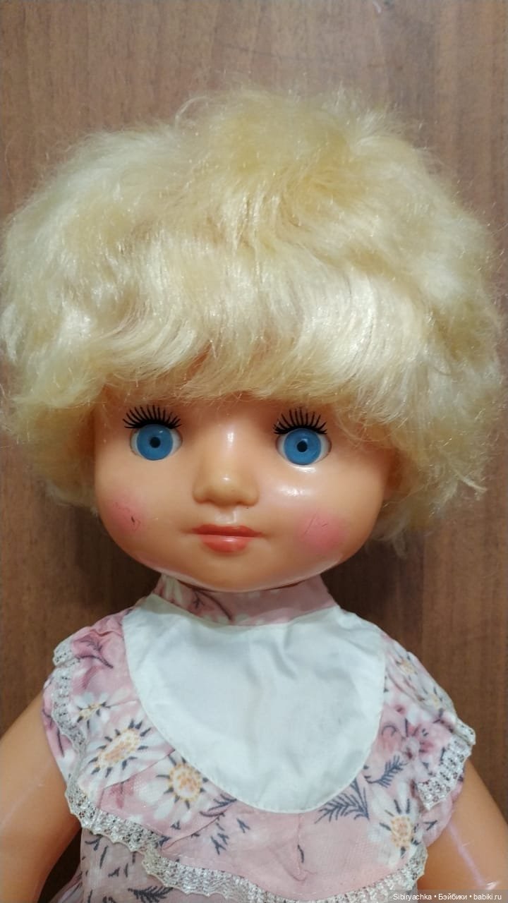 Девочки в платьях их ацетатного шёлка из далёкого прошлого (фото 4)