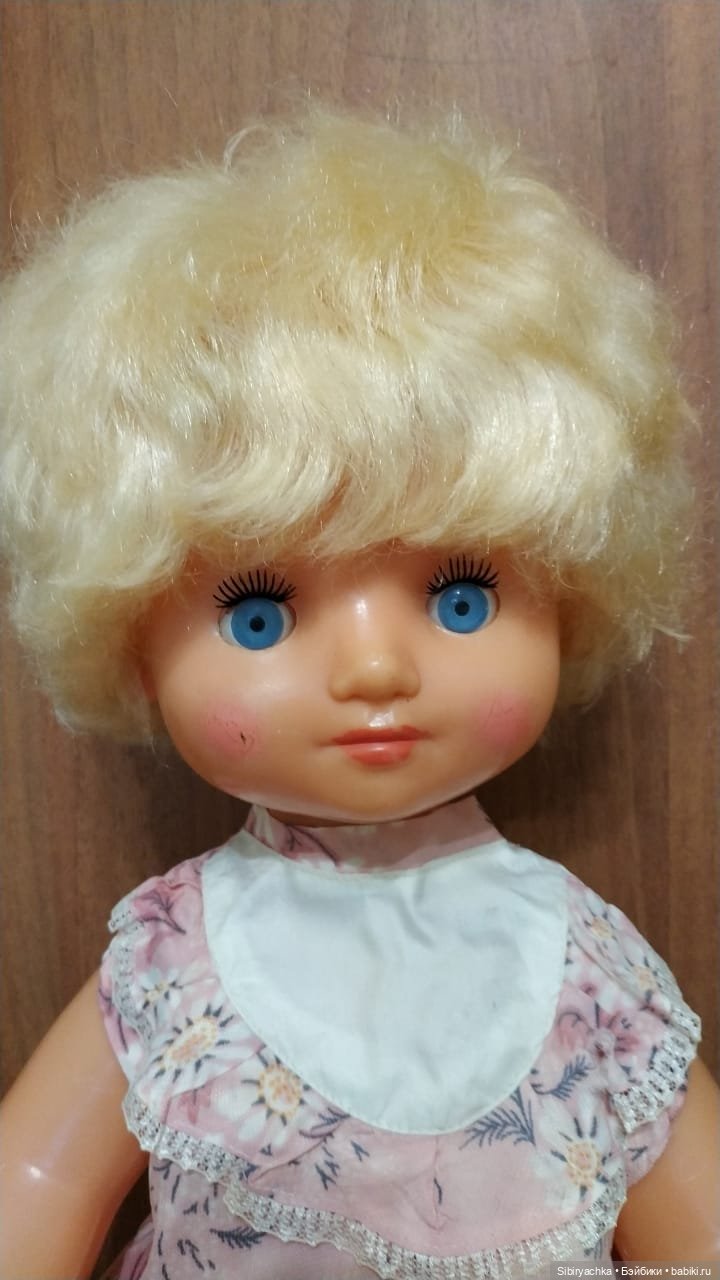 Девочки в платьях их ацетатного шёлка из далёкого прошлого (фото 5)