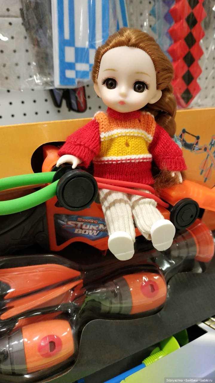 Находки Глаши в отделе игрушек