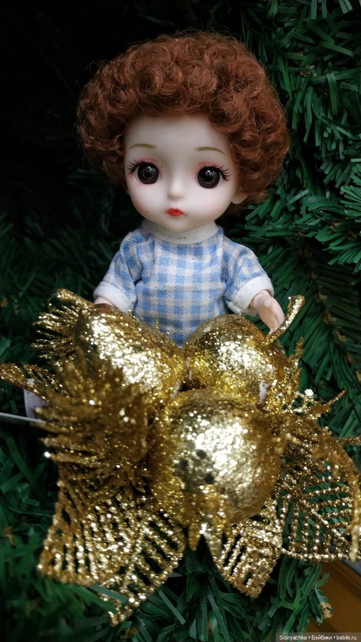 Василёк в новогоднем отделе в Ленте (фото 10)