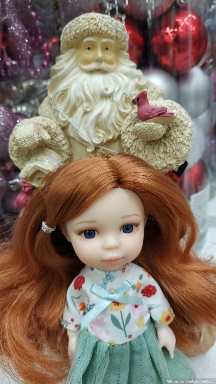 Лизонька и новогодние игрушки