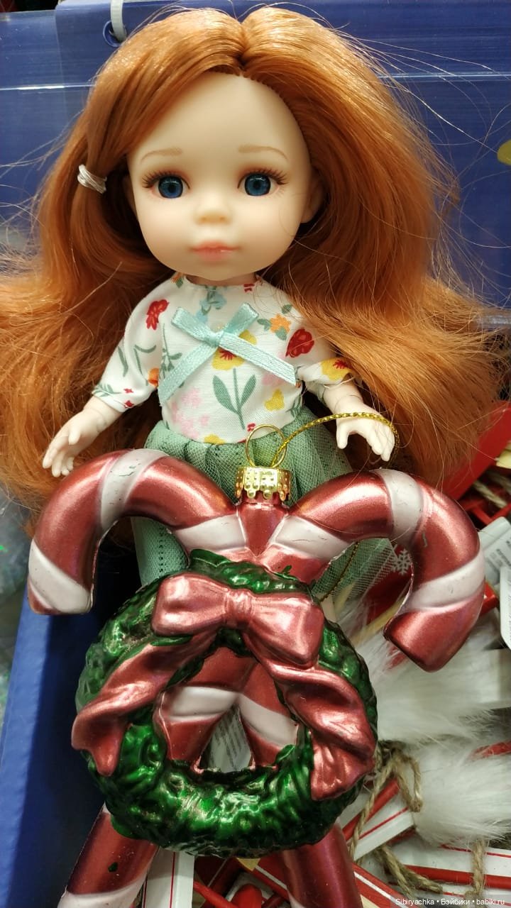 Лизонька и новогодние игрушки