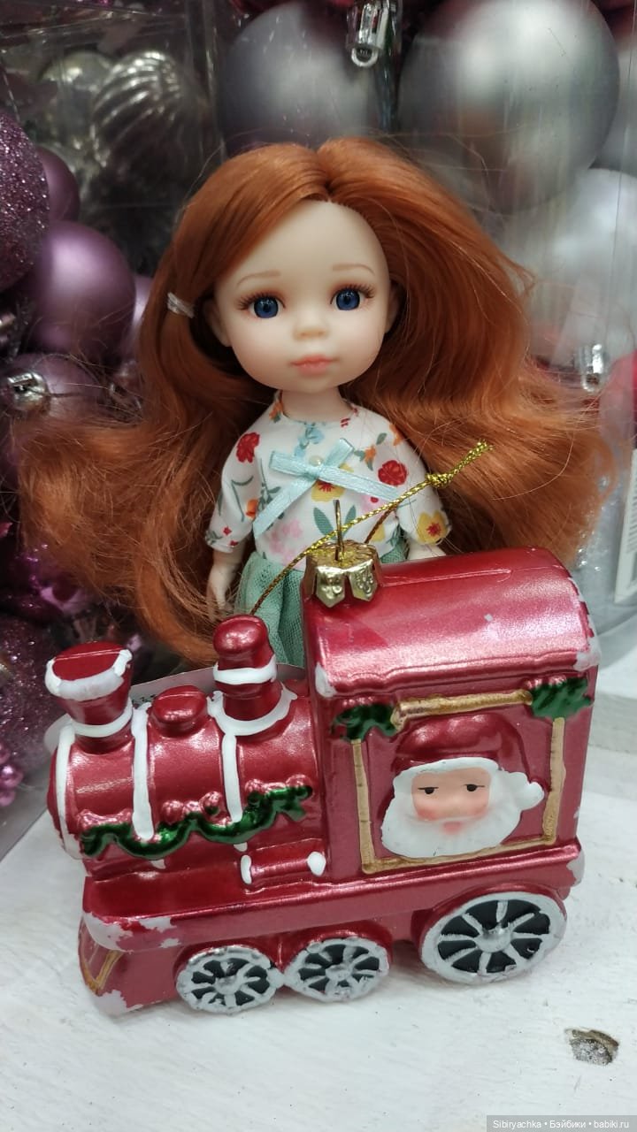 Лизонька и новогодние игрушки