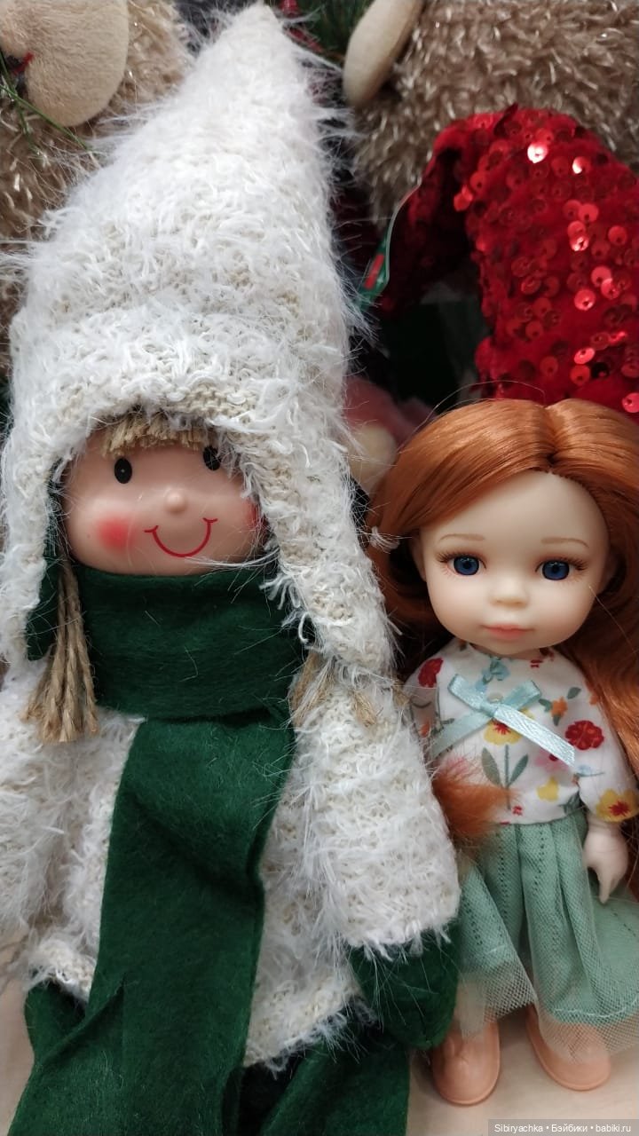 Лизонька и новогодние игрушки