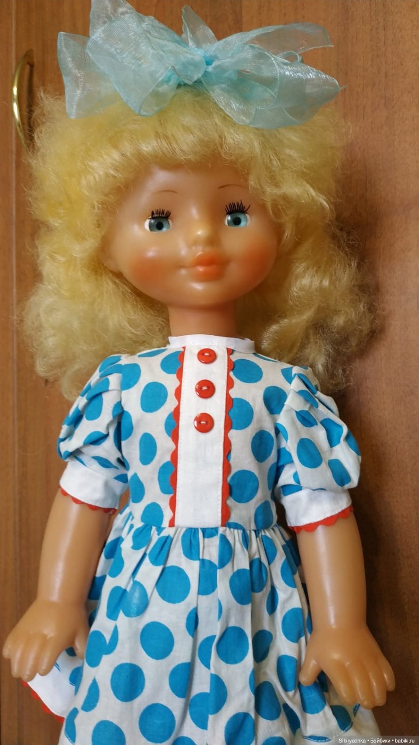 Белокурая красавица Лиля из Ворошиловграда (фото 6)