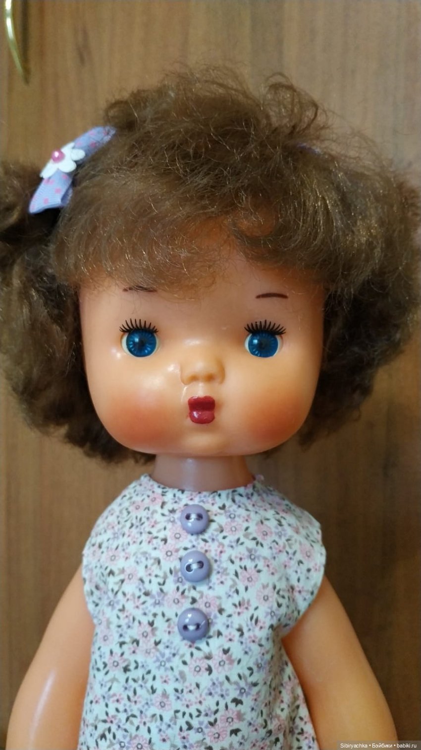 Серьёзная малышка Танечка