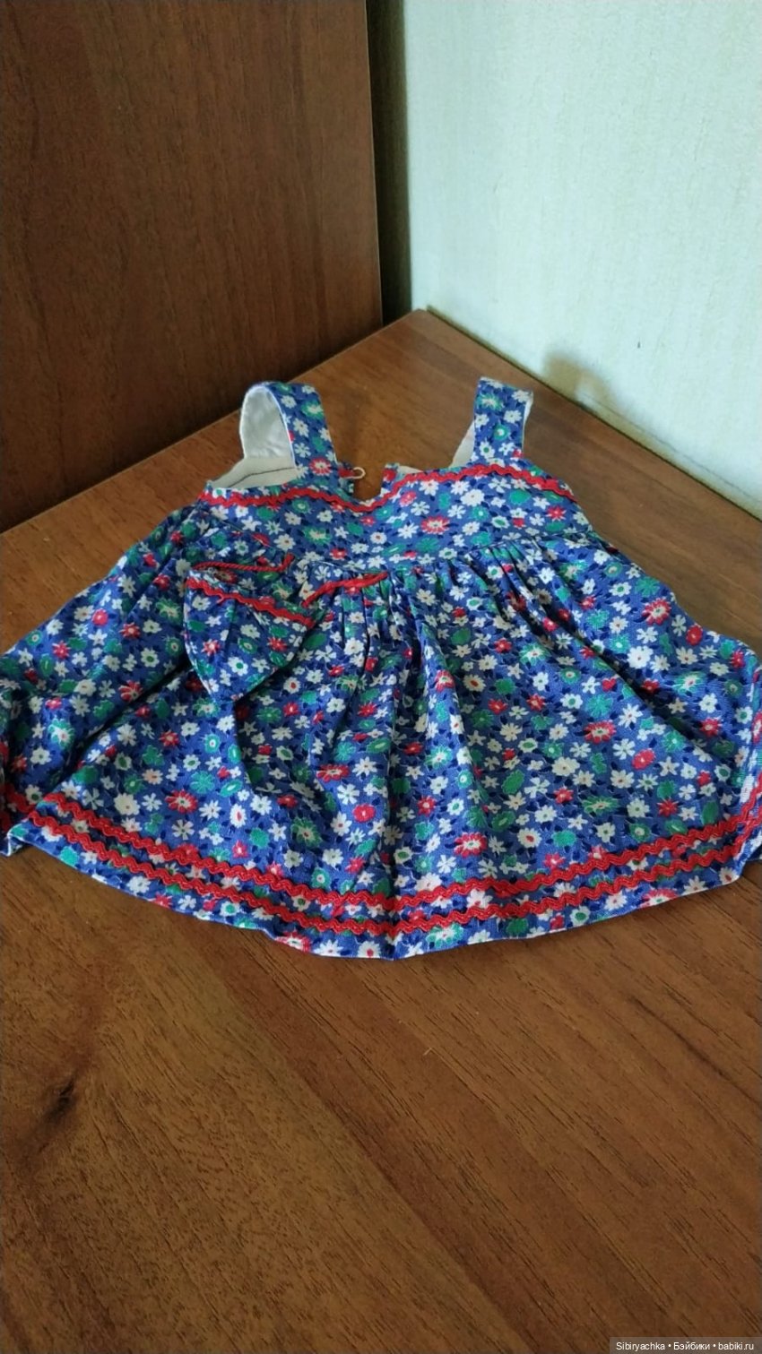 Белокурая малышка Алёнка из Киева