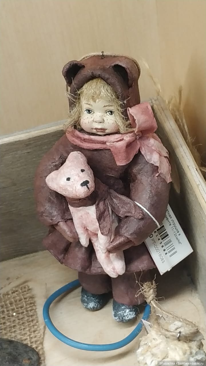 Василёк в сувенирной лавке