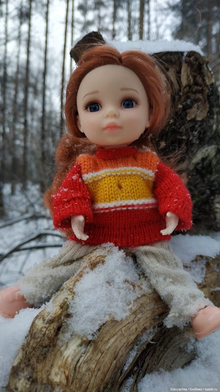 Прогулка Василька и Лизоньки в лесу