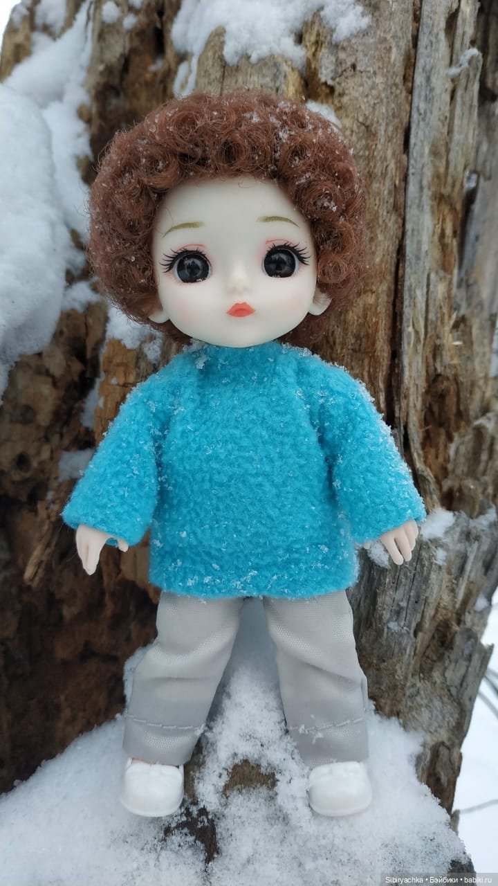 Прогулка Василька и Лизоньки в лесу