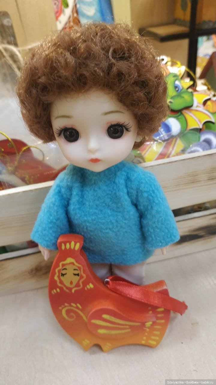 Василёк в сувенирной лавке