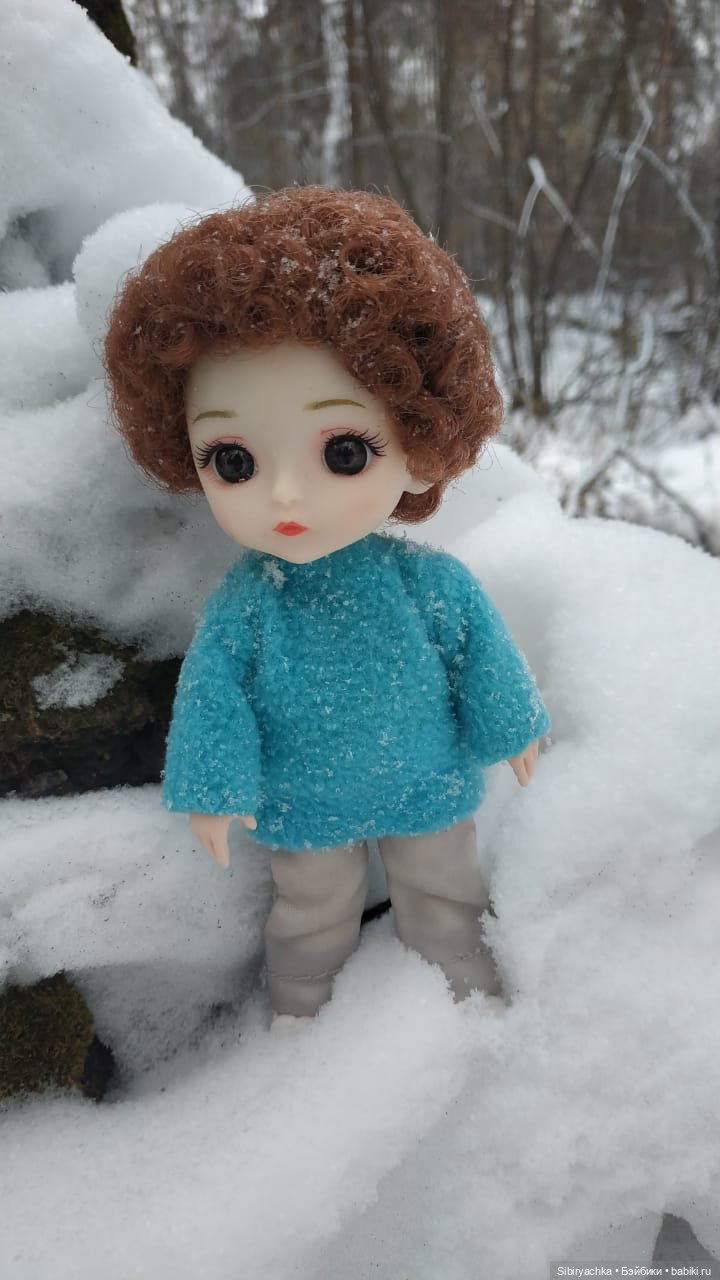 Прогулка Василька и Лизоньки в лесу