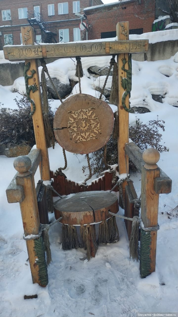 Василёк в сувенирной лавке (фото 8)