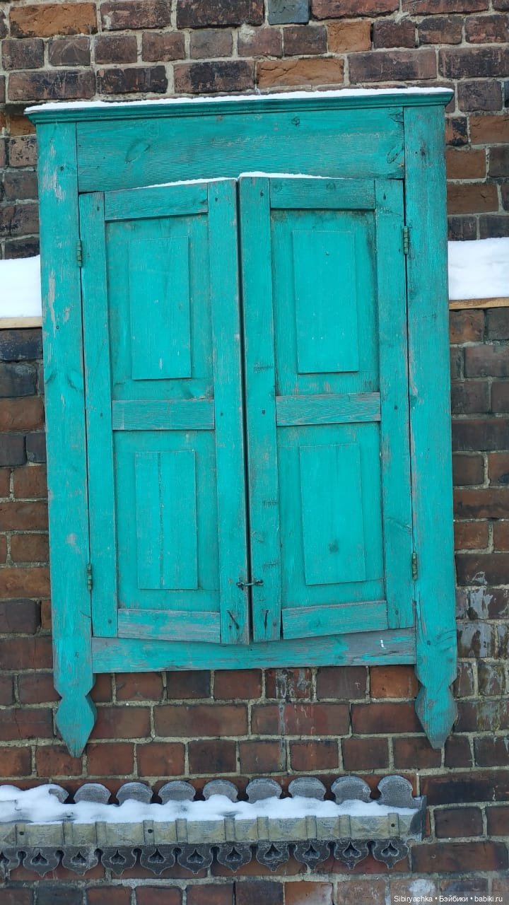 Василёк в сувенирной лавке