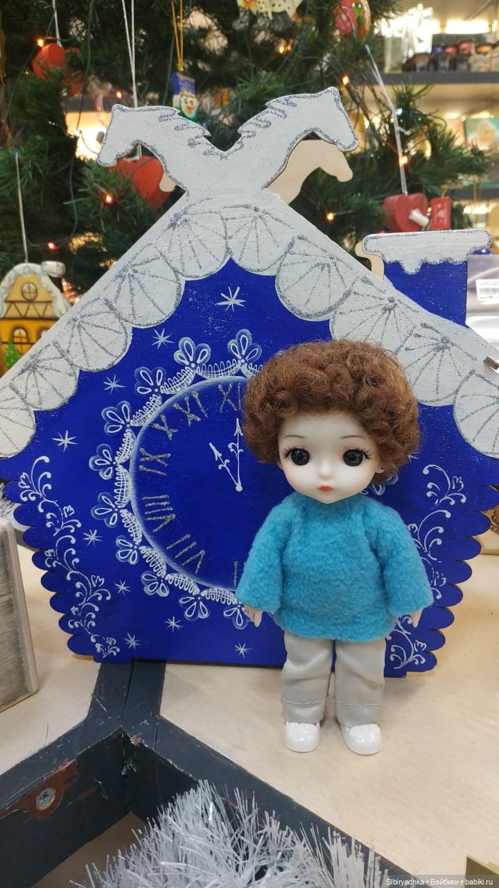 Василёк в сувенирной лавке